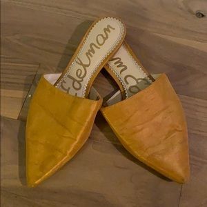 Sam Edelman pointed toe mule in marigold